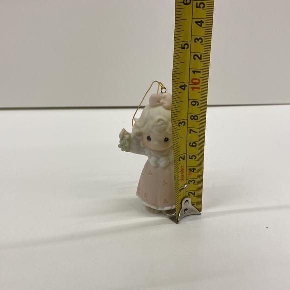 Precious Moments Ornament Porcelain “Joy from Head to Mistletoe” - Picture 3 of 6